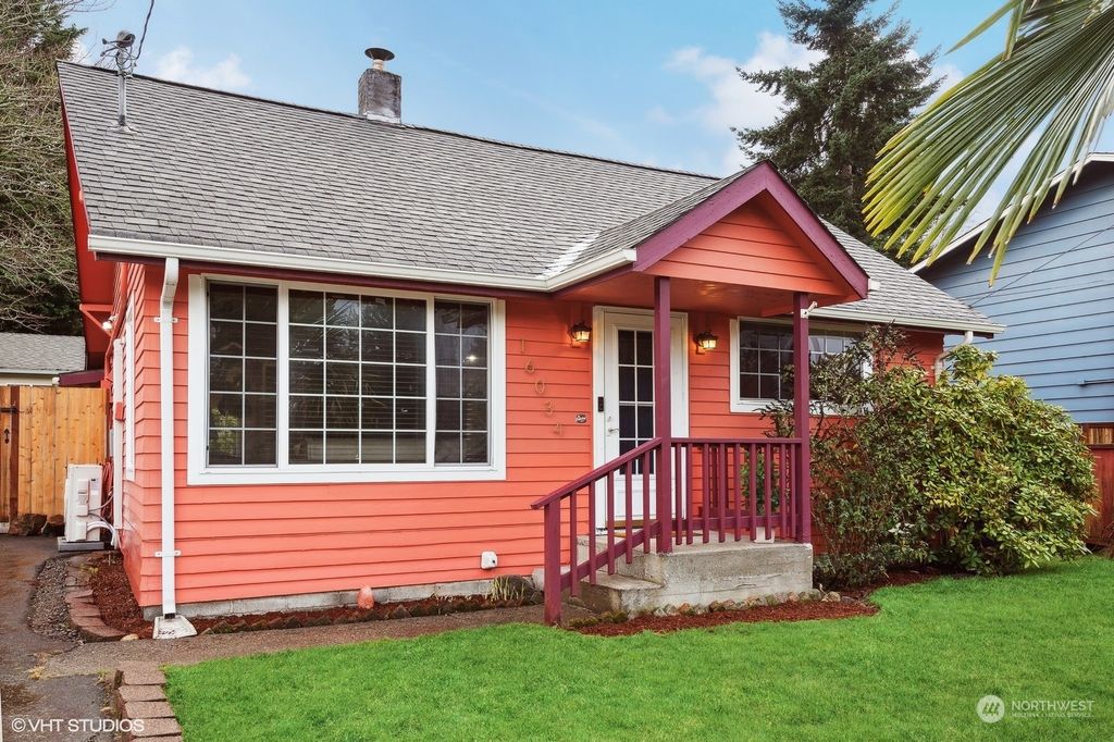 Photo of 16034 14th Avenue SW, Burien, WA 98166 (MLS # 2189850)