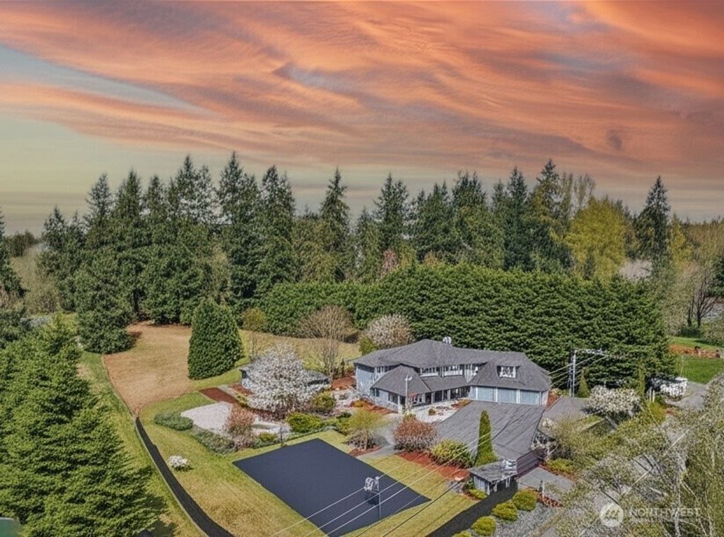 Photo of 16710 Snohomish Avenue, Snohomish, WA 98296 (MLS # 2382238)