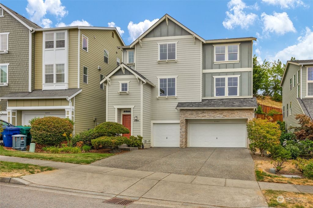 Photo of 21001 12th Avenue W, Lynnwood, WA 98036 (MLS # 2277698)