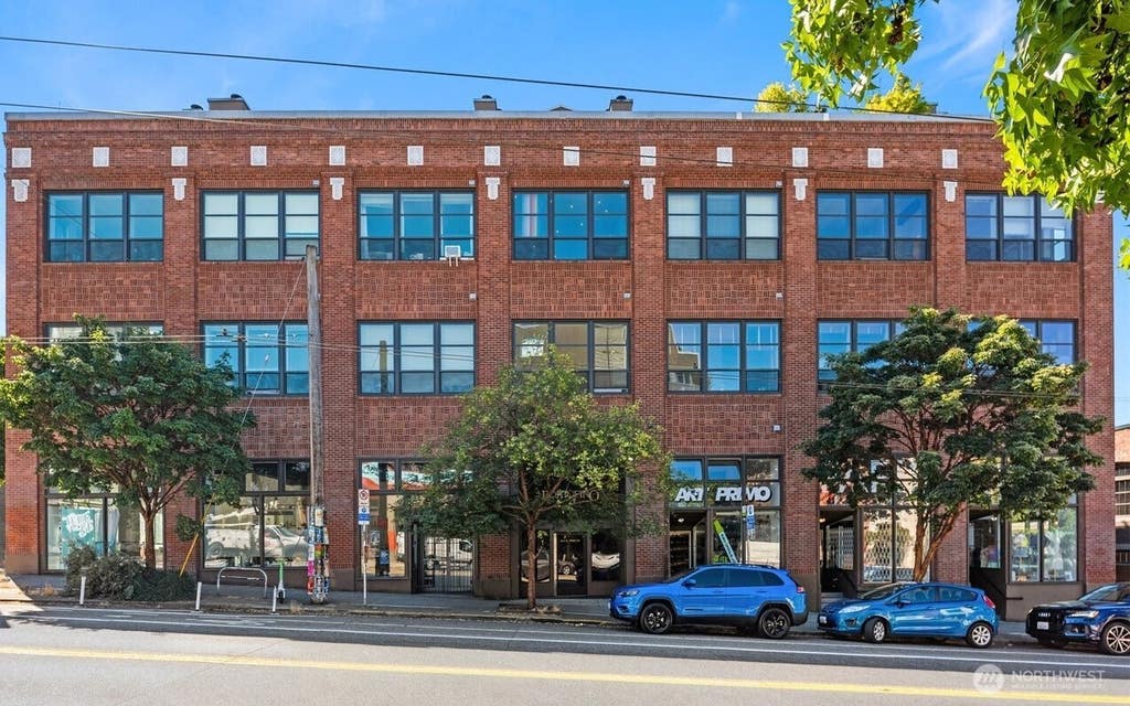 Photo of 417 E Pine Street #211, Seattle, WA 98122 (MLS # 2567727)