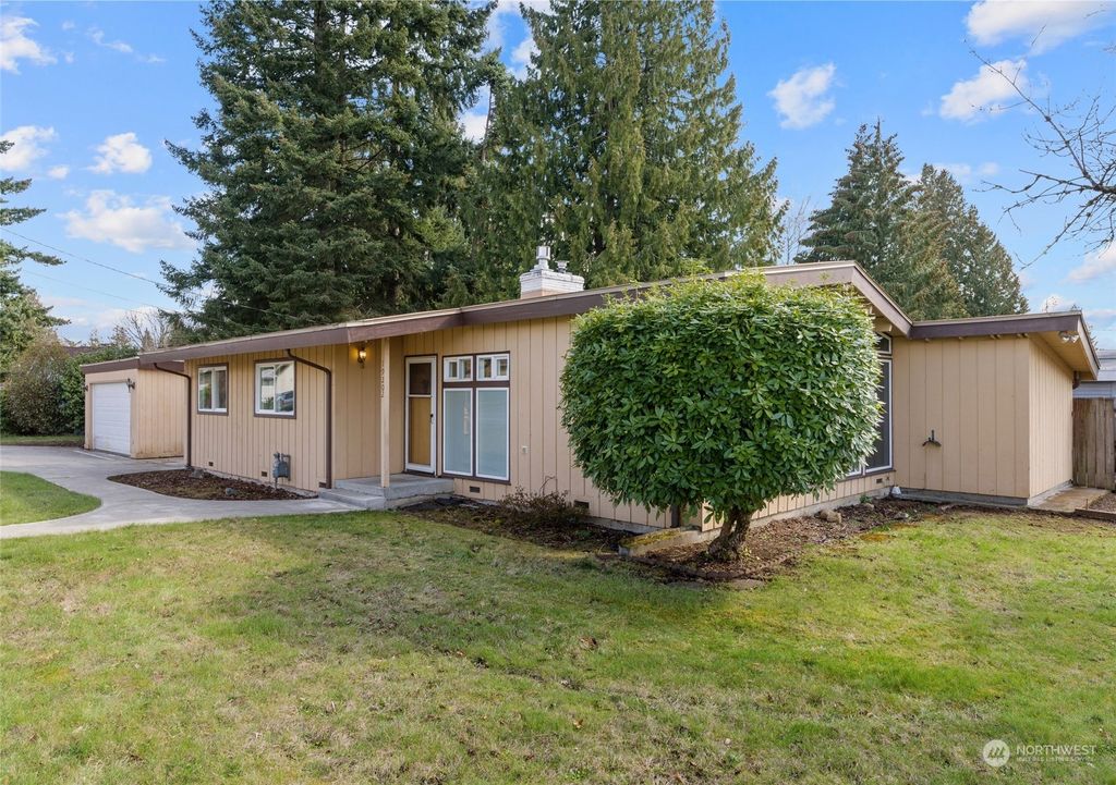Photo of 19202 33rd Avenue S, SeaTac, WA 98188 (MLS # 2039622)