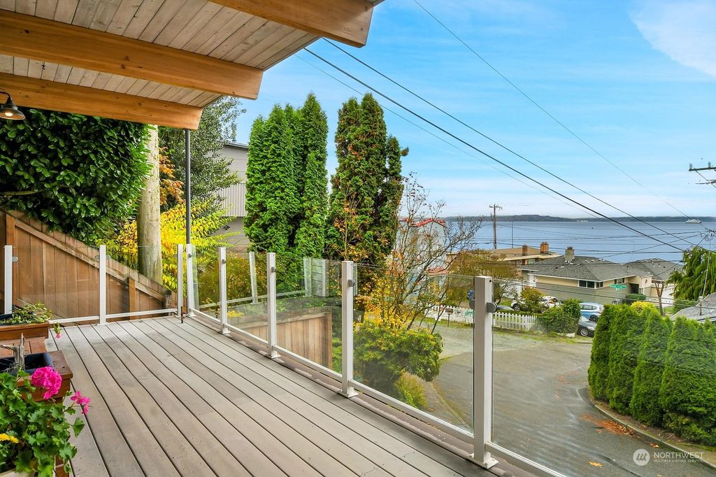 Photo of 2348 Halleck Avenue SW, Seattle, WA 98116 (MLS # 2306599)