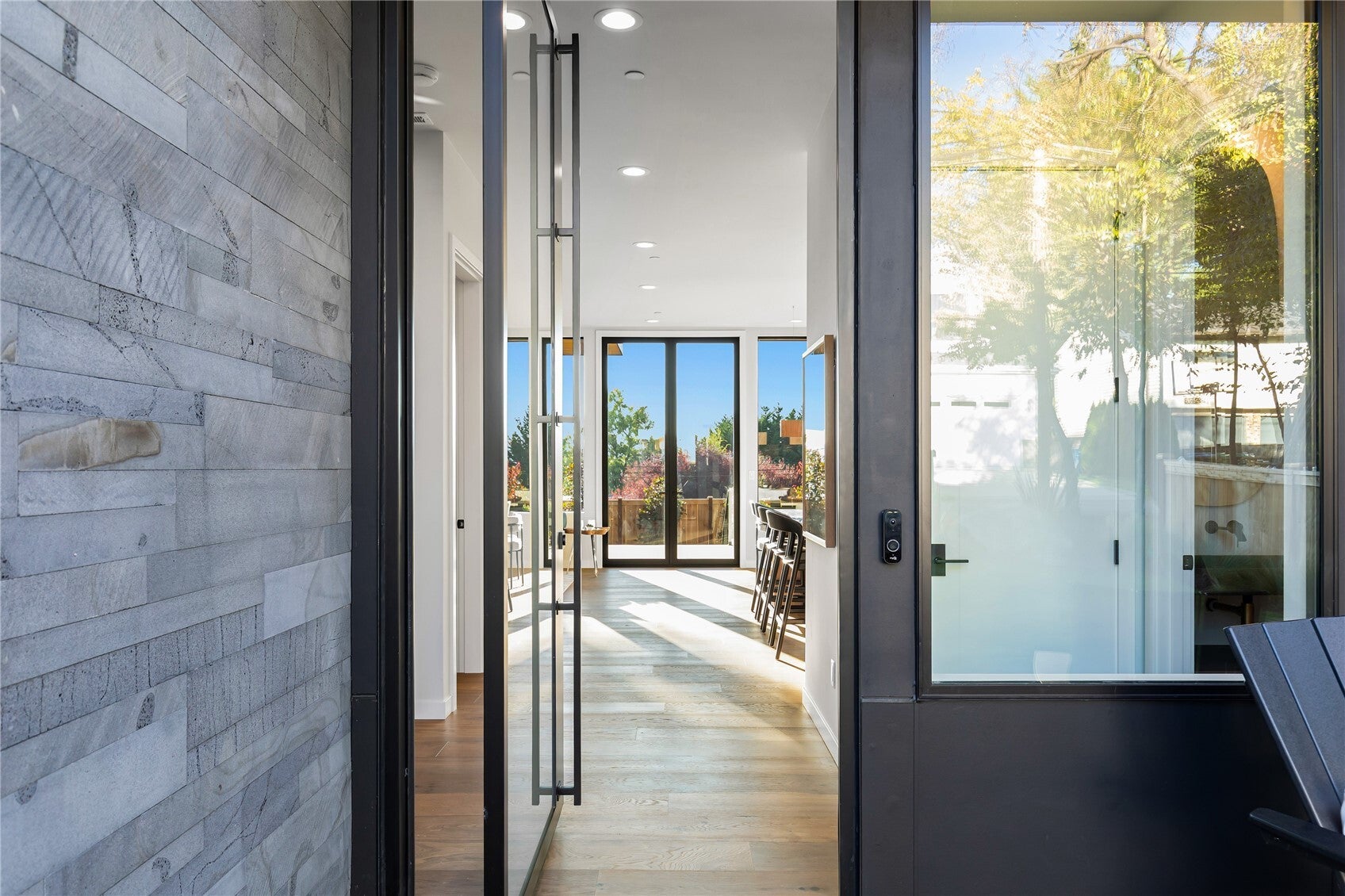 2733 62nd Avenue SE