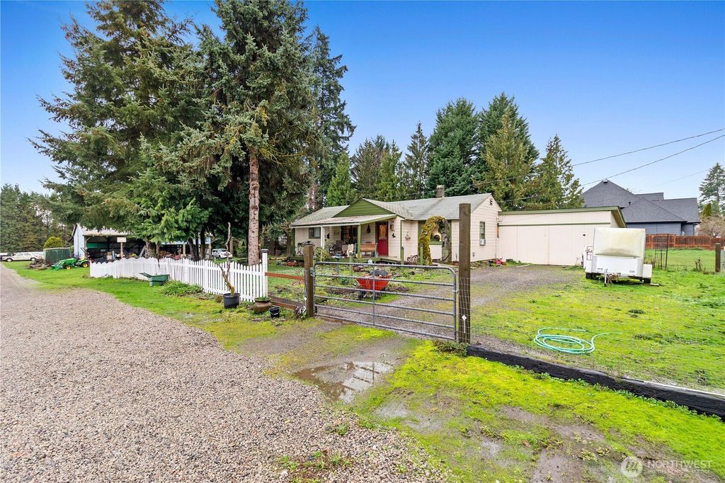 Photo of 13012 NE 39th Avenue, Vancouver, WA 98686 (MLS # 2461341)