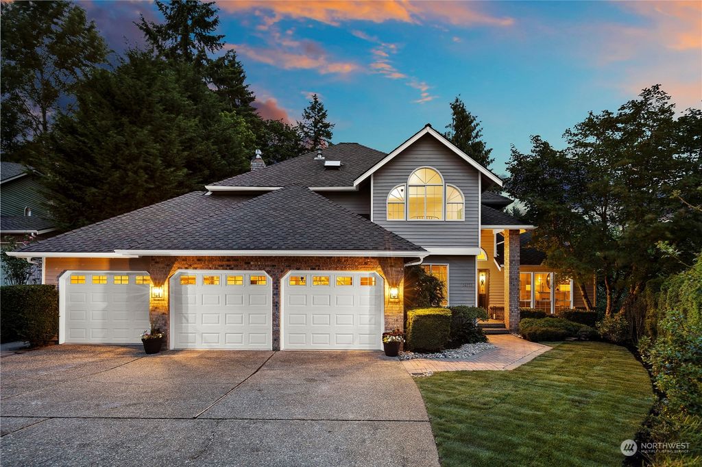 Photo of 14713 SE 80th Court, Newcastle, WA 98059 (MLS # 2127509)