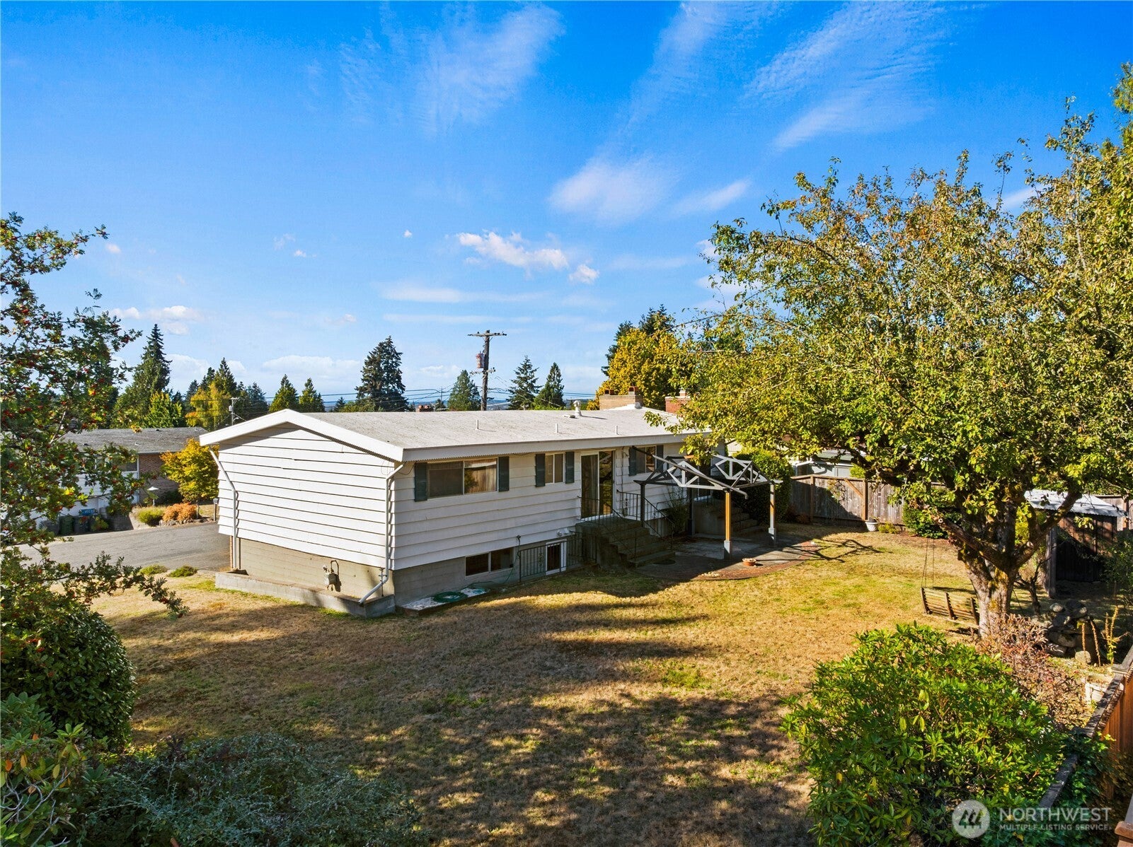 3537 Locust Avenue W