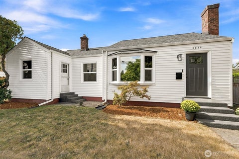 Photo of 3029 Northwest Avenue, Bellingham, WA 98225 (MLS # 2576261)