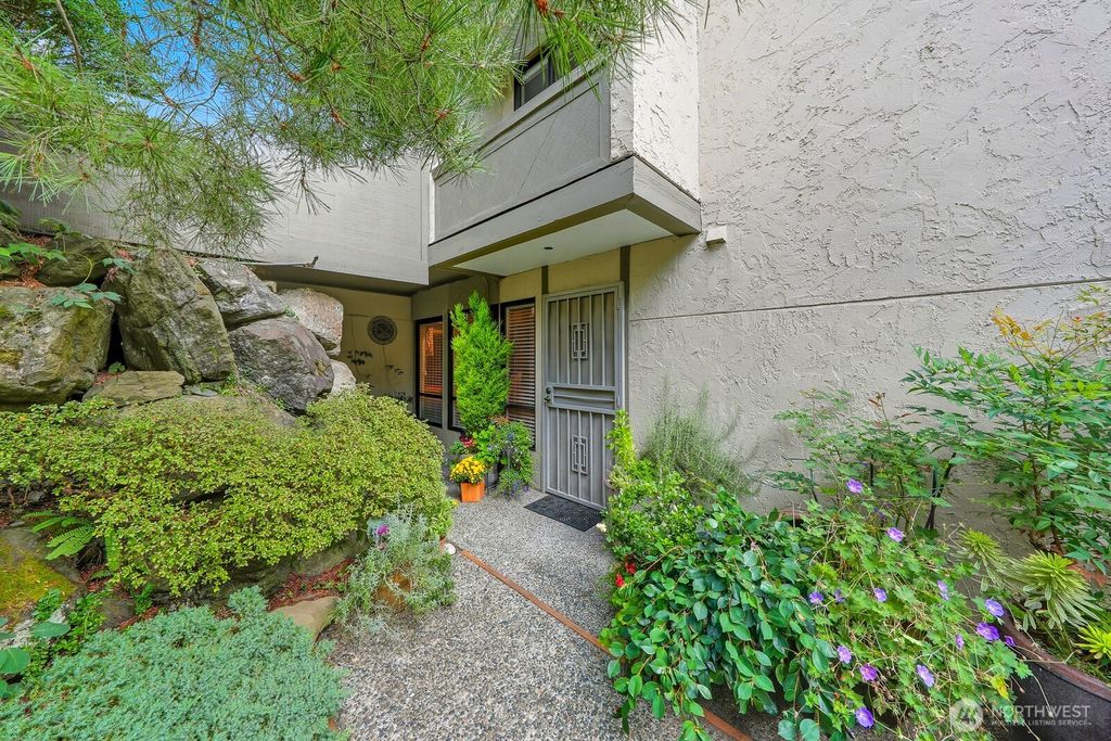 Photo of 6562 Park Point Way NE #B106, Seattle, WA 98115 (MLS # 2439623)