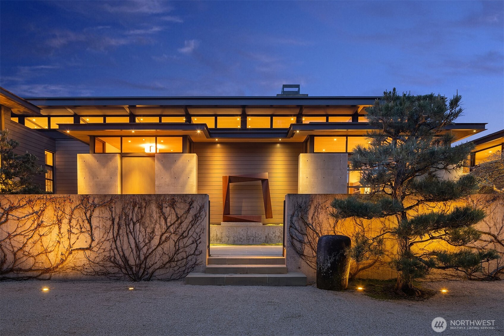 508 McGilvra Boulevard E