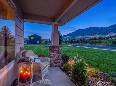 Photo of 174 Sweetheart Lane, Malaga, WA 98828 (MLS # 2582054)