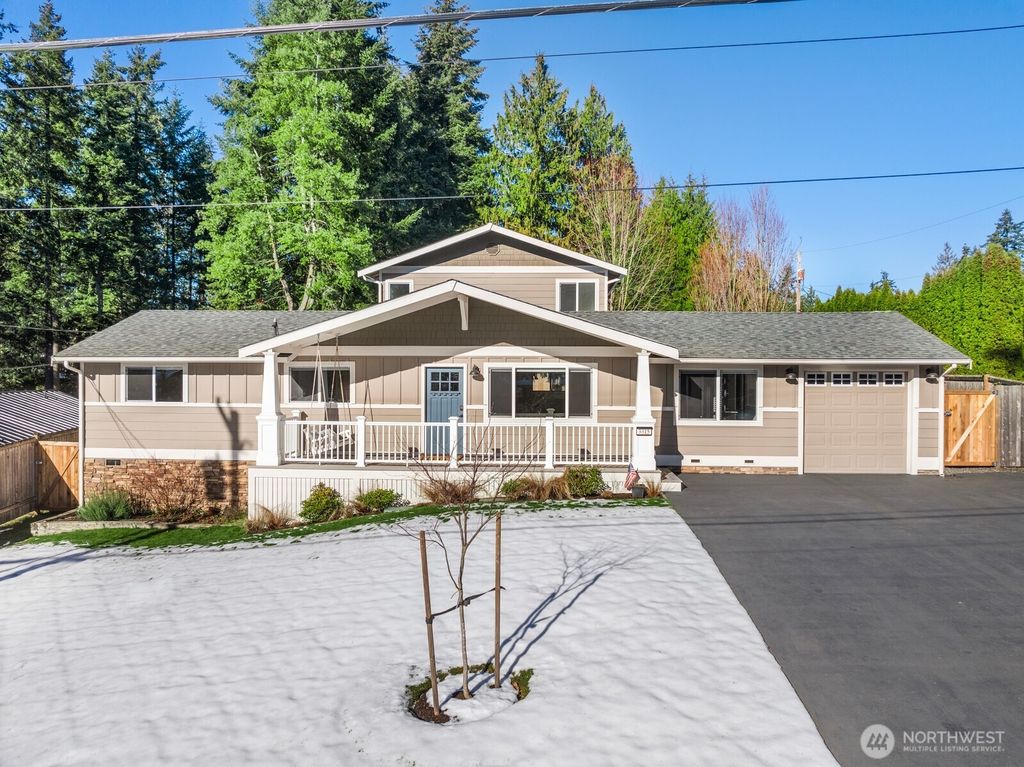 Photo of 3315 227th Street SW, Brier, WA 98036 (MLS # 2331011)