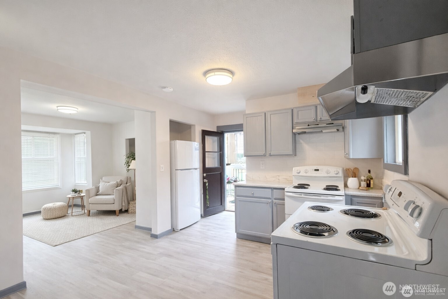 328 S Division Street