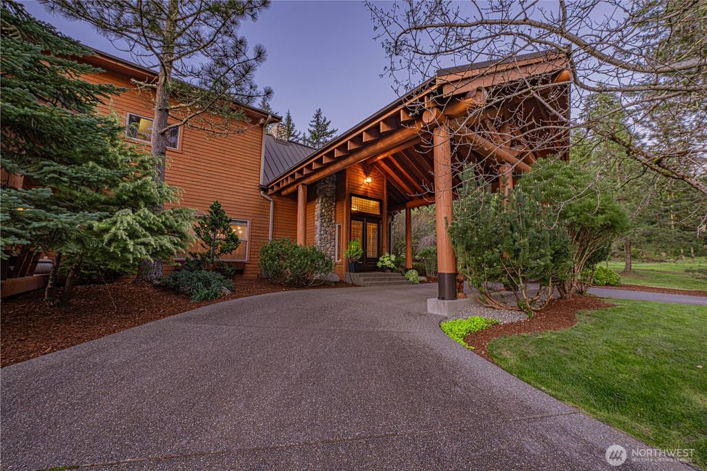 Photo of 42732 284th Avenue SE, Enumclaw, WA 98022 (MLS # 2507946)