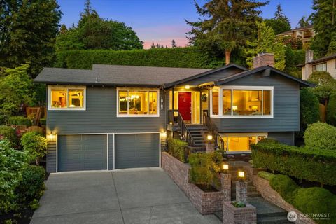 Photo of 18107 85th Place W, Edmonds, WA 98026 (MLS # 2530984)