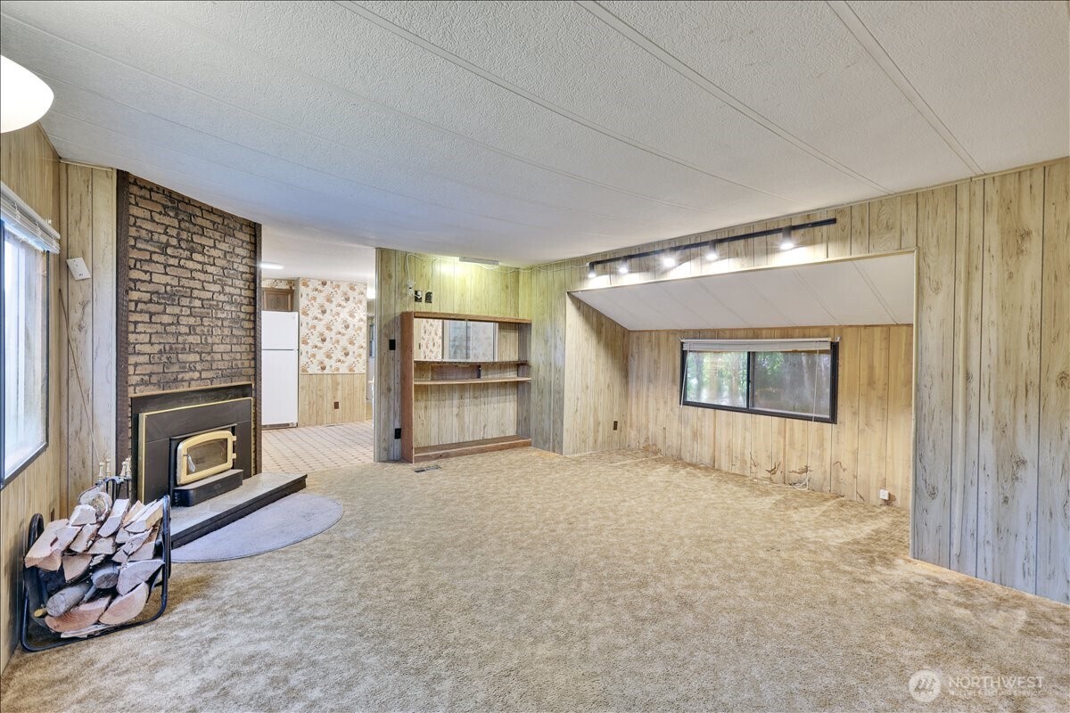 507 W Veterans Avenue