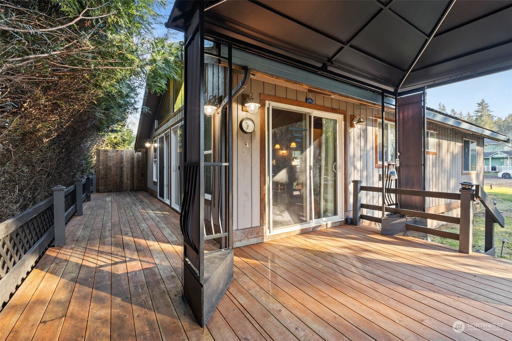 112 Lakewood Place