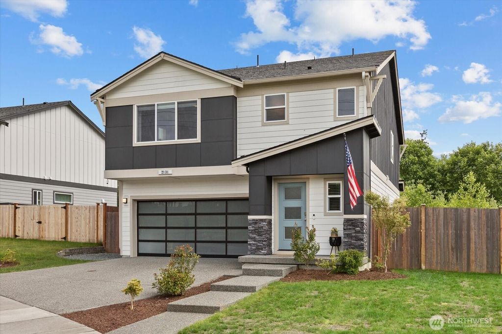 Photo of 2131 8th Place, Snohomish, WA 98290 (MLS # 2530633)