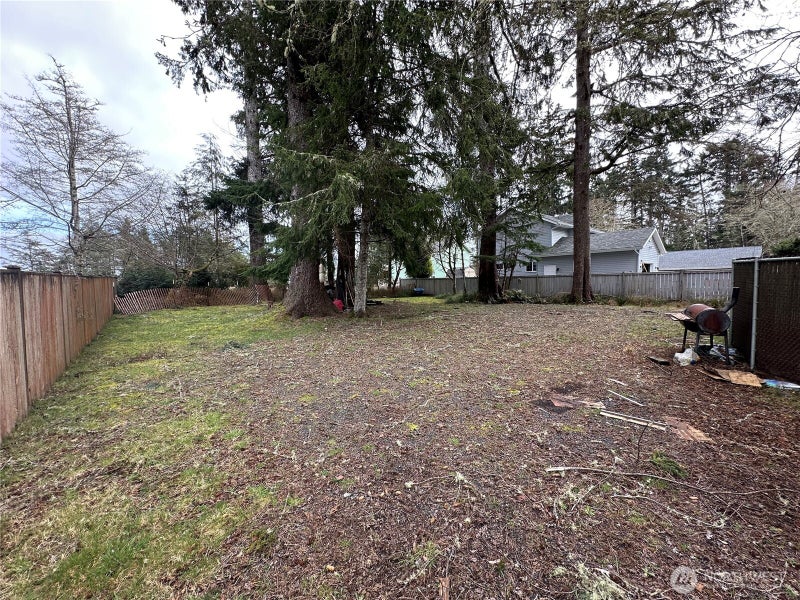 168 Duck Lake Ln SE