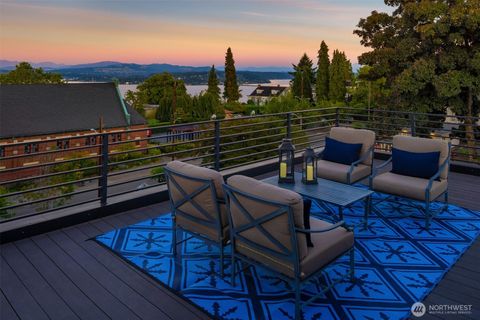 Photo of 928 34th Avenue, Seattle, WA 98122 (MLS # 2516584)