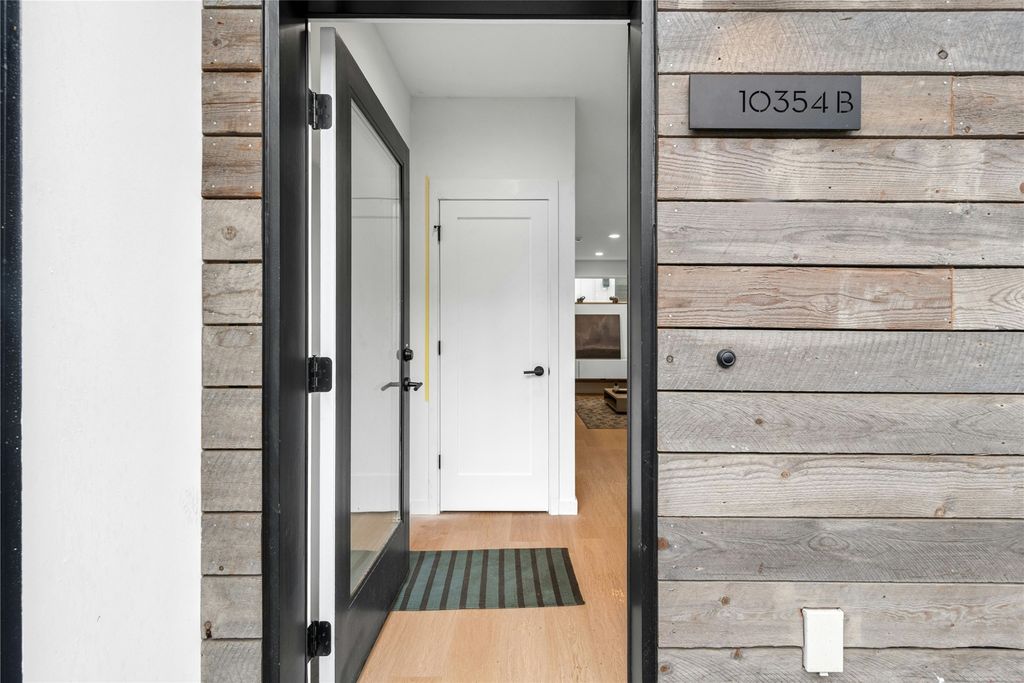 Photo of 10354 Wallingford Avenue N #B, Seattle, WA 98133 (MLS # 2500967)