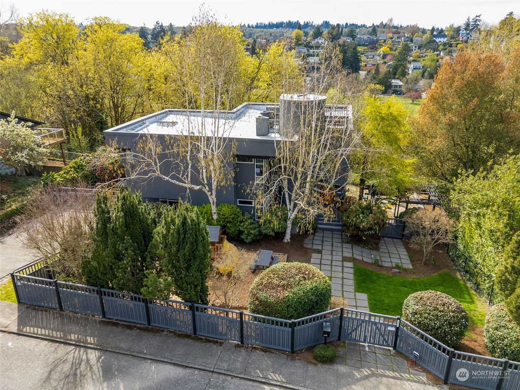 Photo of 3903 46th Avenue S, Seattle, WA 98118 (MLS # 2228728)