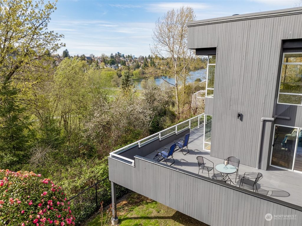 Photo of 3903 46th Avenue S, Seattle, WA 98118 (MLS # 2228728)