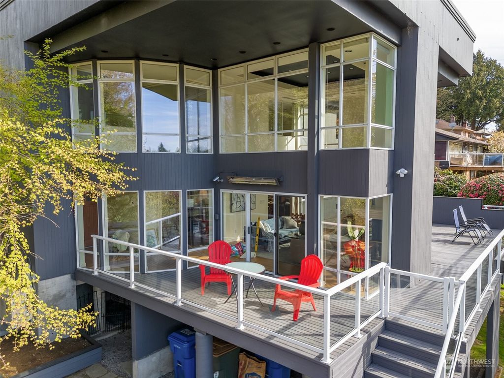 Photo of 3903 46th Avenue S, Seattle, WA 98118 (MLS # 2228728)