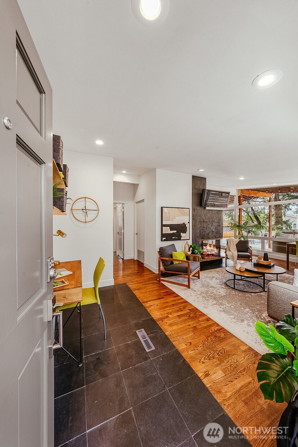 Photo of 15863 15th Avenue NE, Shoreline, WA 98155 (MLS # 2501427)