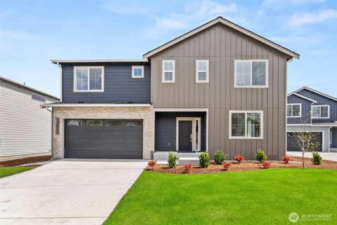 Photo of 3301 219th Avenue E, Lake Tapps, WA 98391 (MLS # 2492084)