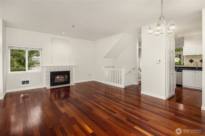12440 NE 7th Place