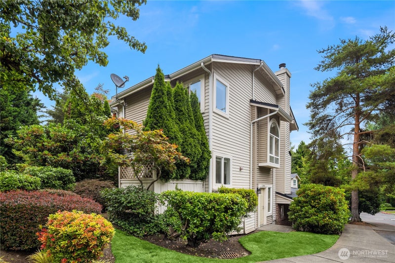 12440 NE 7th Place