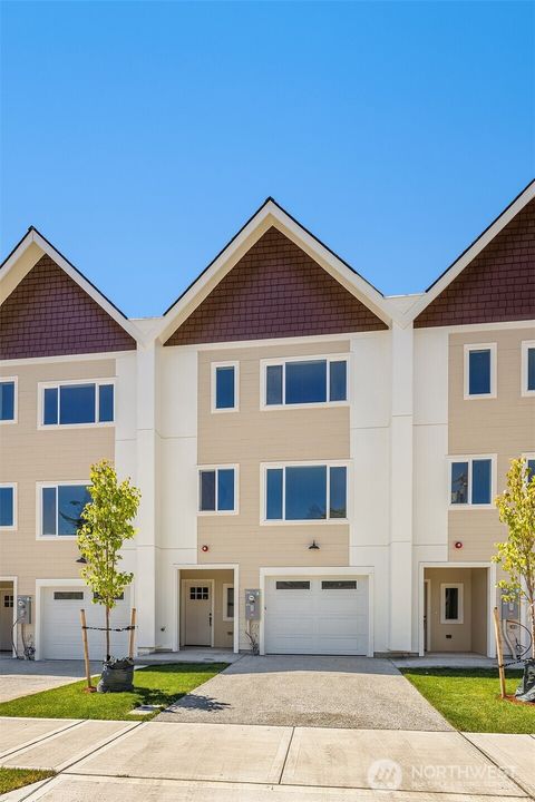 Photo of 6618 52nd Avenue W, University Place, WA 98467 (MLS # 2421688)