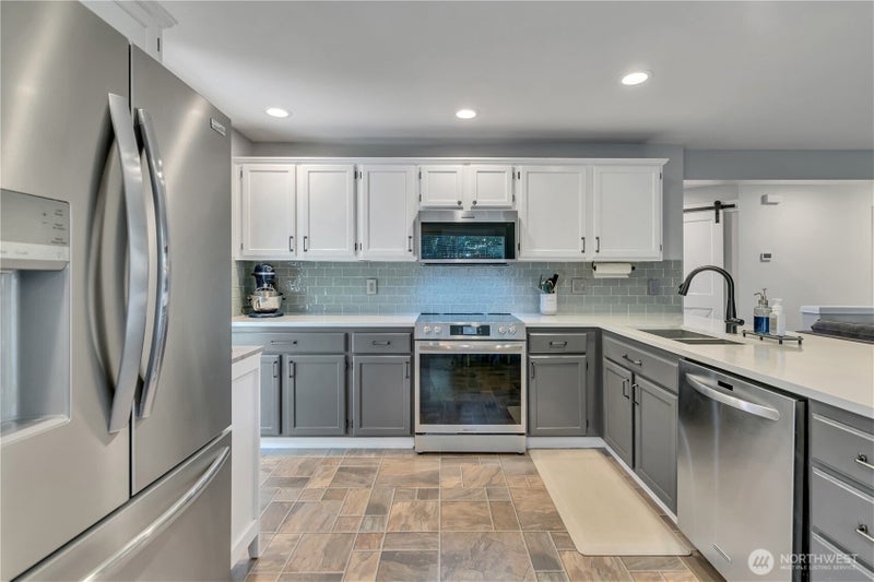 5620 Evergreen Loop SE