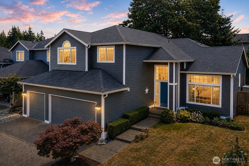 5620 Evergreen Loop SE