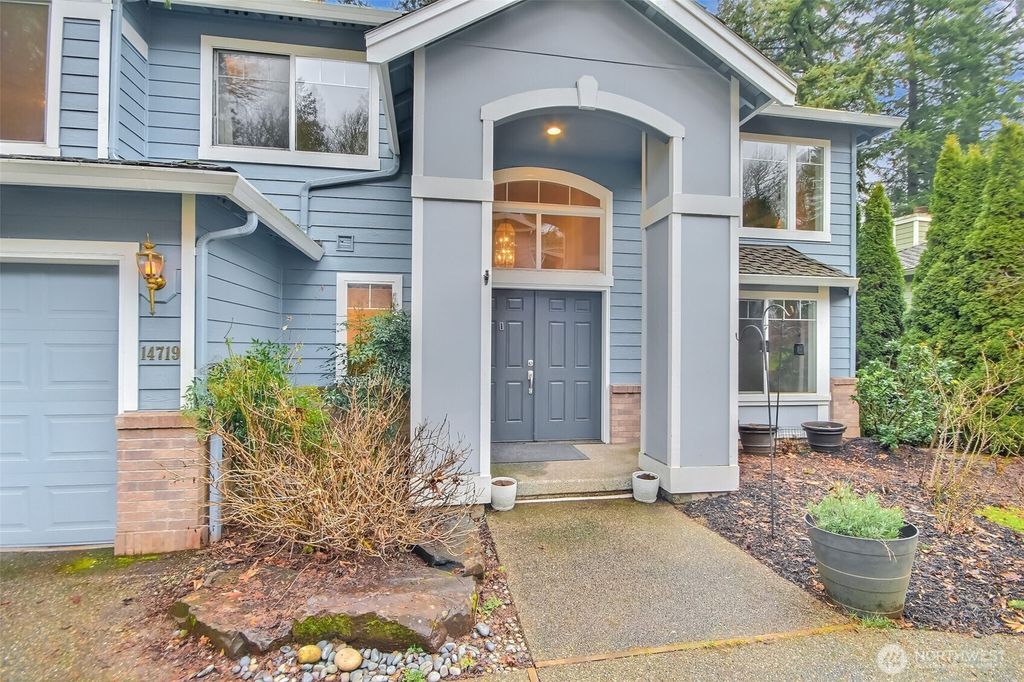 Photo of 14719 102nd Avenue NE, Bothell, WA 98011 (MLS # 2338174)