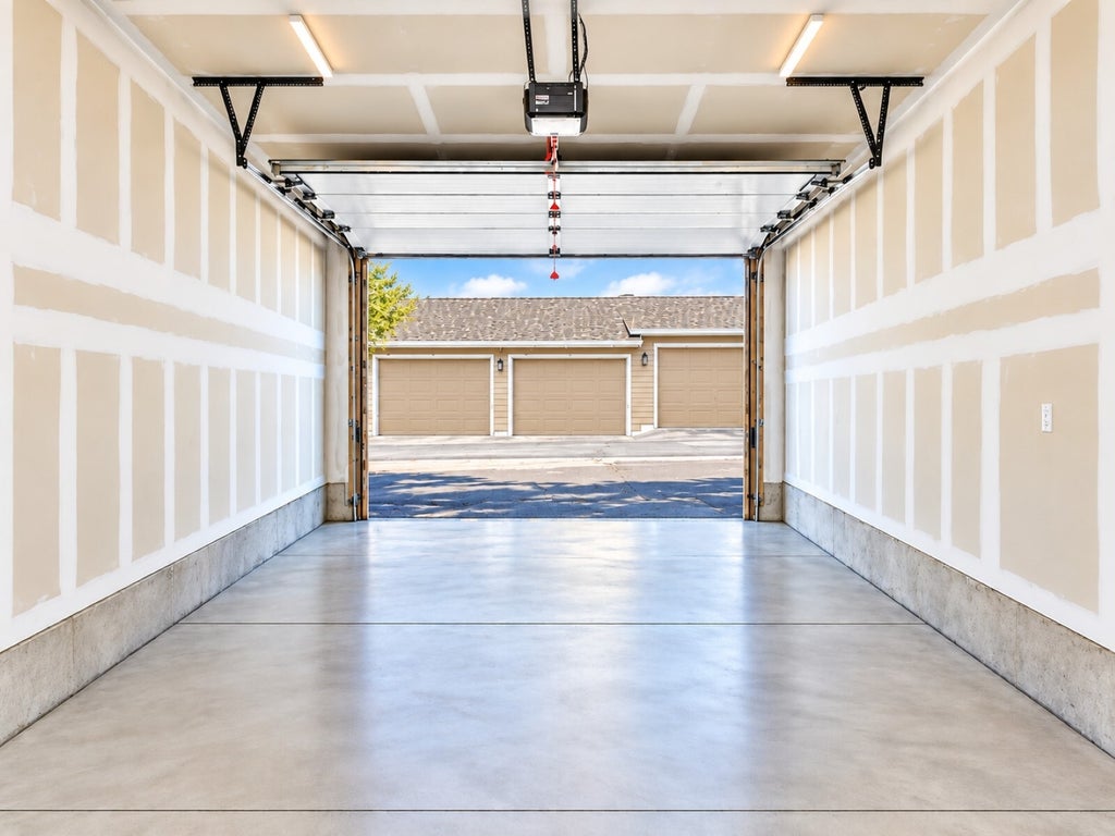 Photo of 23548 Sunserra Loop Road NW #G89, Quincy, WA 98848 (MLS # 2596278)
