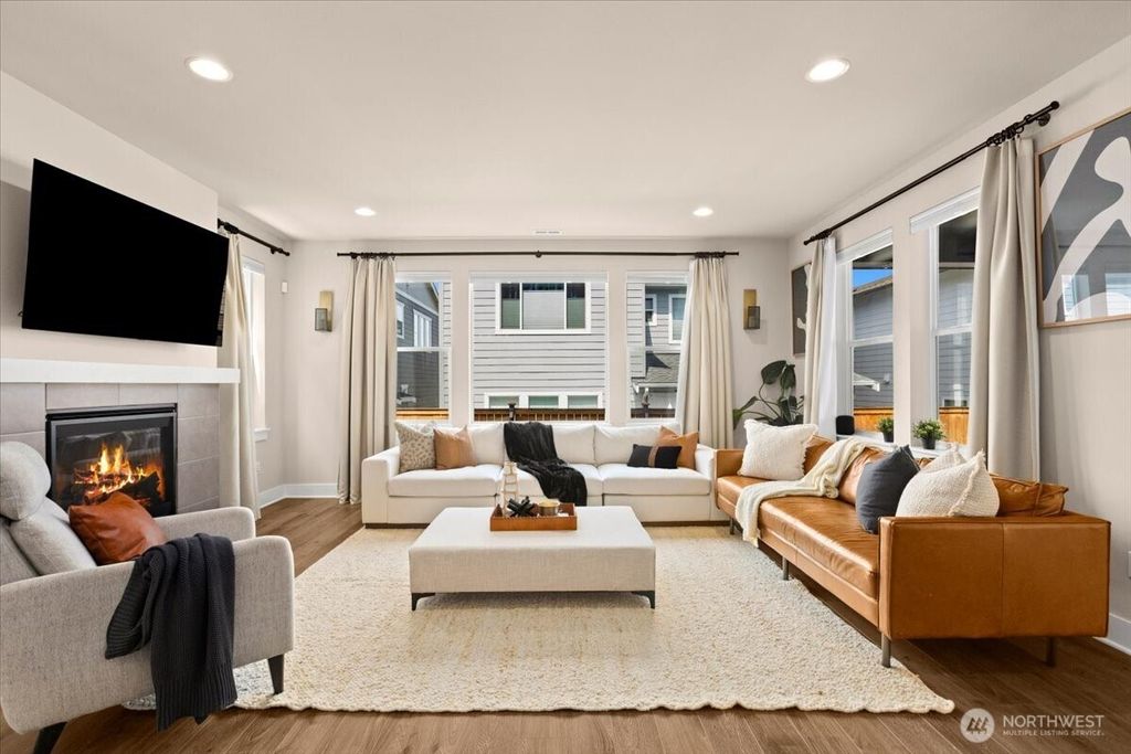 Photo of 23640 SE 270th Place, Maple Valley, WA 98038 (MLS # 2374777)