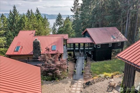 280 N Will Webb Road Lilliwaup WA 98555