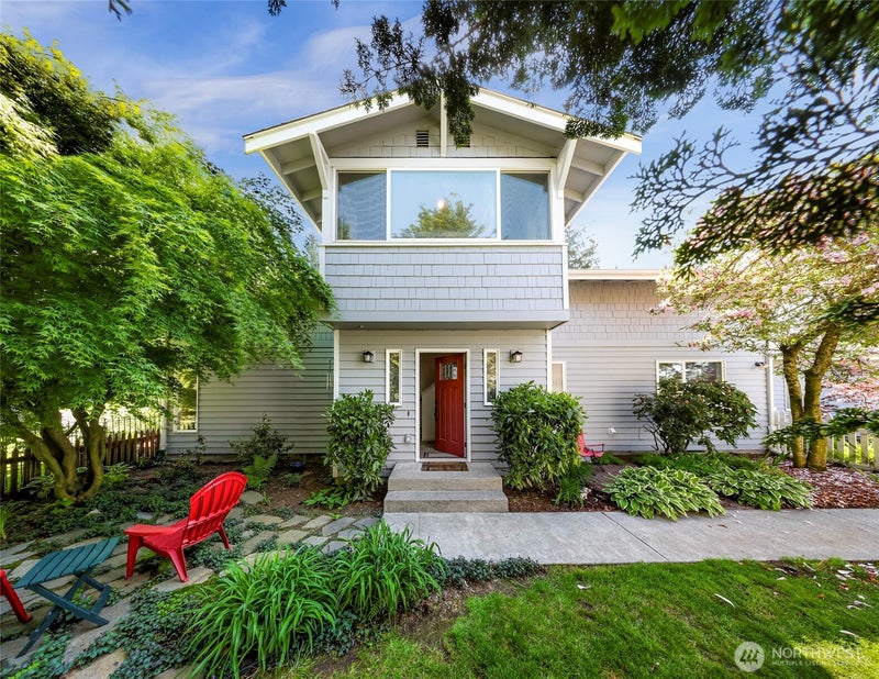 6874 Golf View Drive