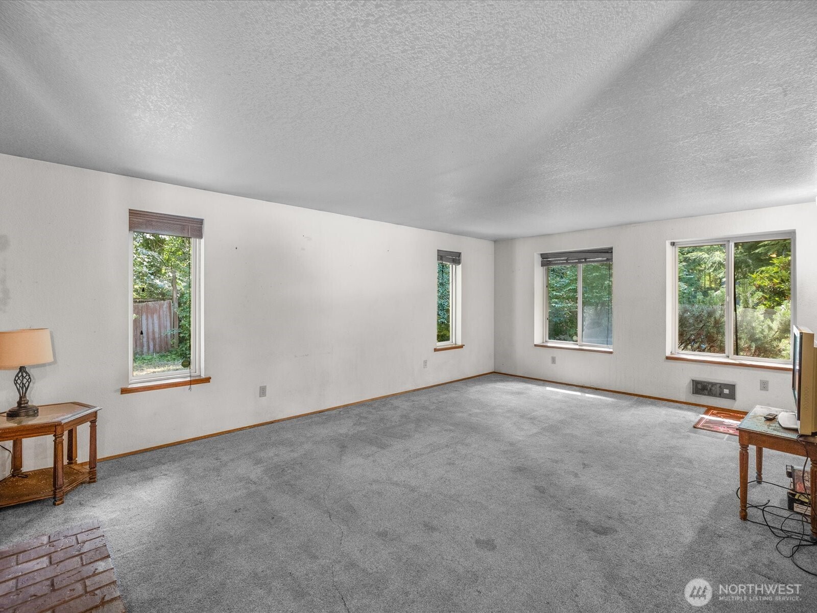 13709 34th Avenue NW