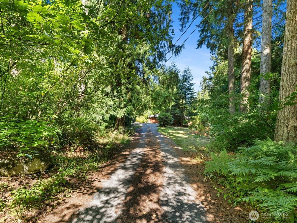 Photo of 13709 34th Avenue NW, Marysville, WA 98271 (MLS # 2407895)