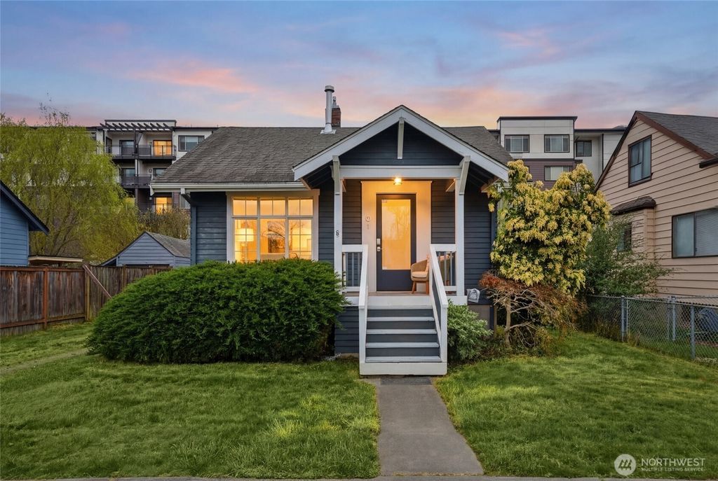 Photo of 91 Williams Avenue S, Renton, WA 98055 (MLS # 2495484)