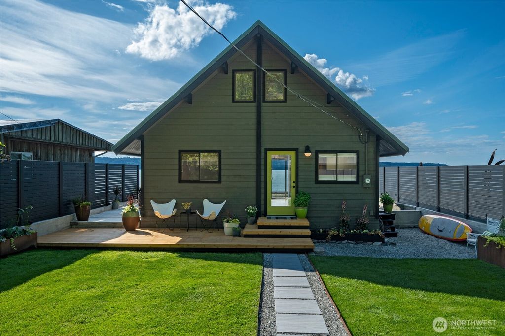 Photo of 8200 Naketa Beach Walk, Mukilteo, WA 98275 (MLS # 2382938)