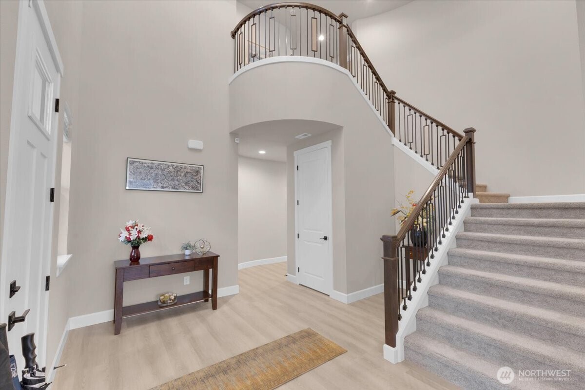 10229 135th Avenue NE