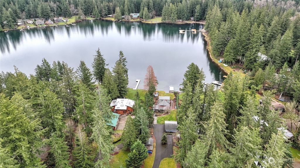 Photo of 29905 SE Lake Retreat N Drive, Ravensdale, WA 98051 (MLS # 2318310)