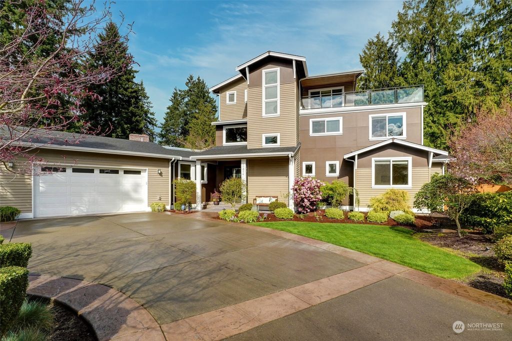 Photo of 11814 8th Avenue NW, Seattle, WA 98177 (MLS # 2215734)