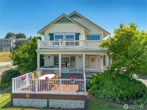 Photo of 5332 N Commercial Street, Ruston, WA 98407 (MLS # 2529139)