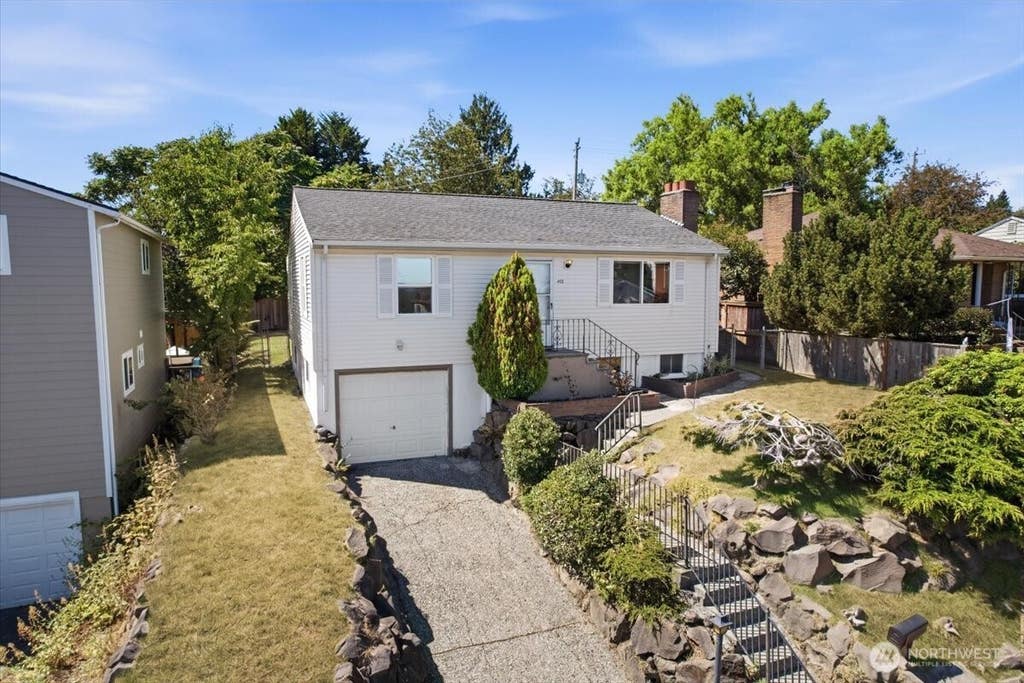 Photo of 4153 39th Avenue SW, Seattle, WA 98116 (MLS # 2568508)