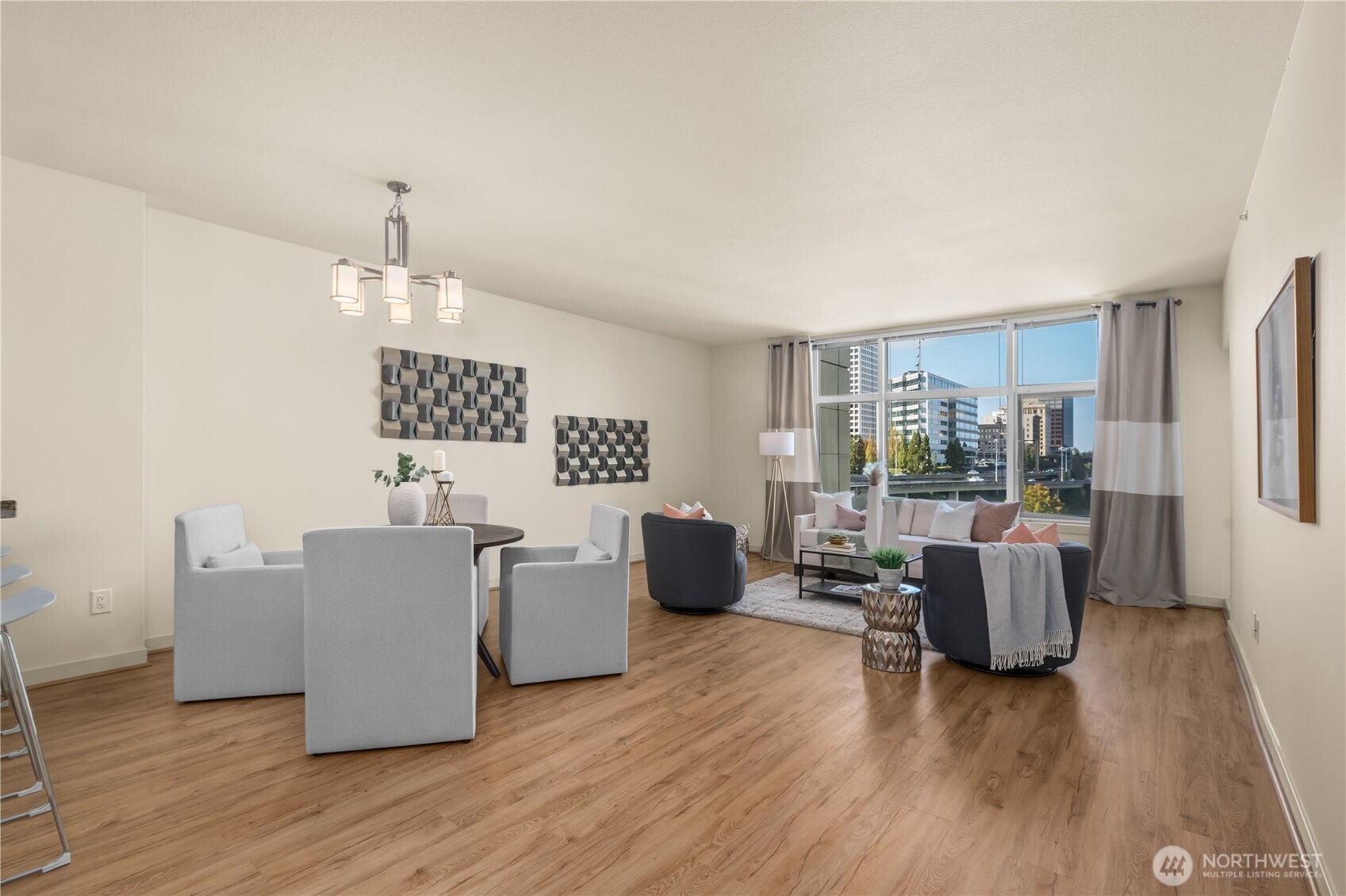 1515 Dock Street 706
