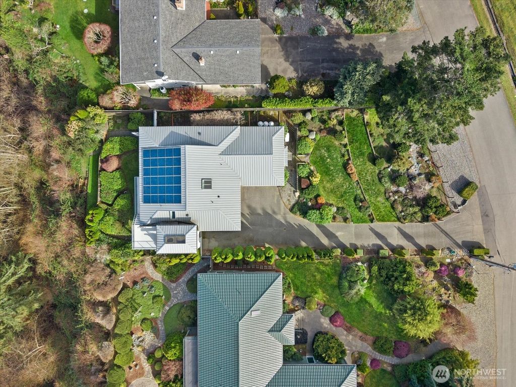 Photo of 1818 Seaview Avenue, Coupeville, WA 98239 (MLS # 2492772)